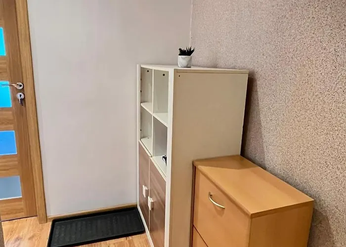 Cozy - View * وارسو